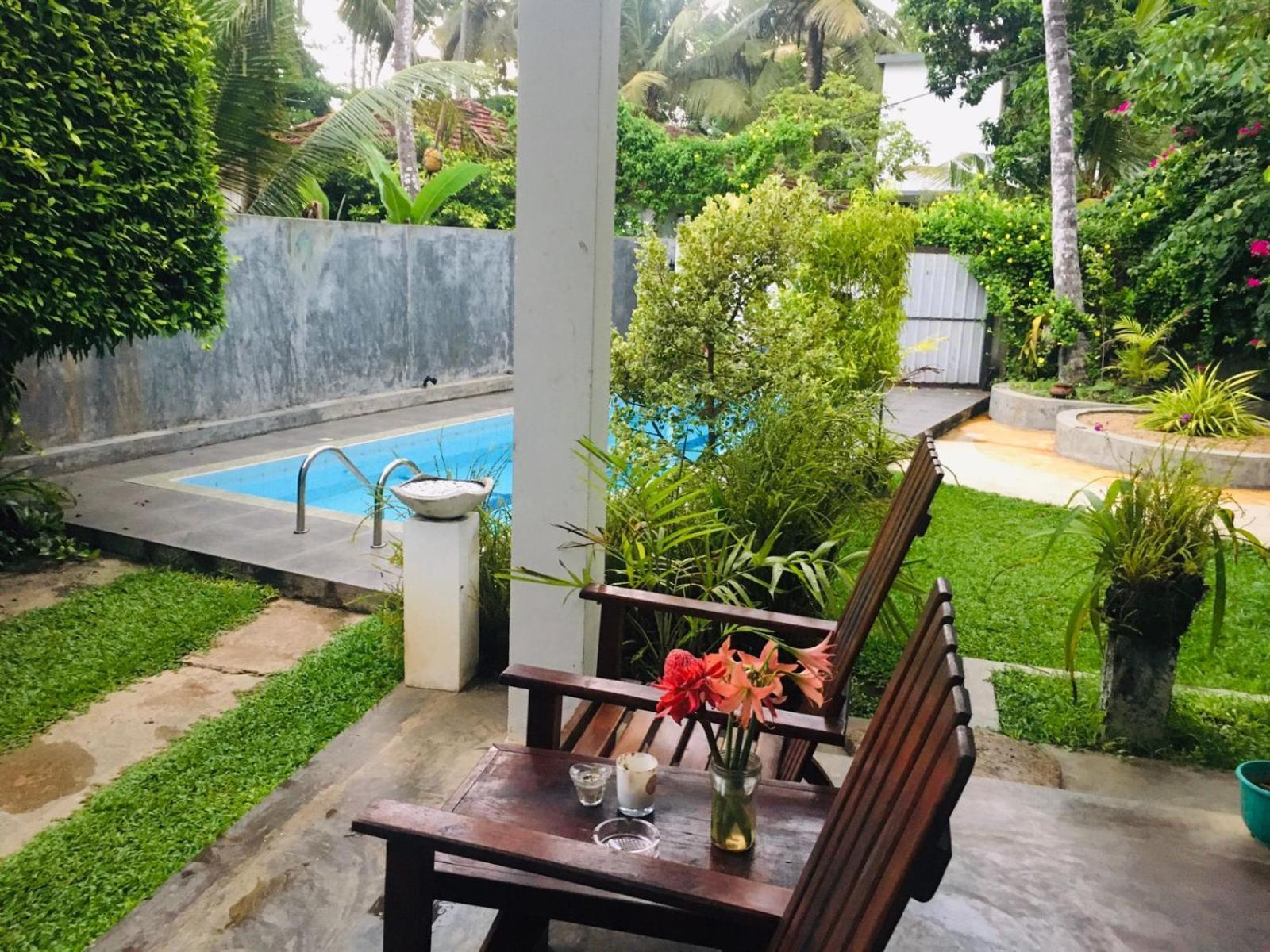 Om Villa Hikkaduwa Buitenkant foto
