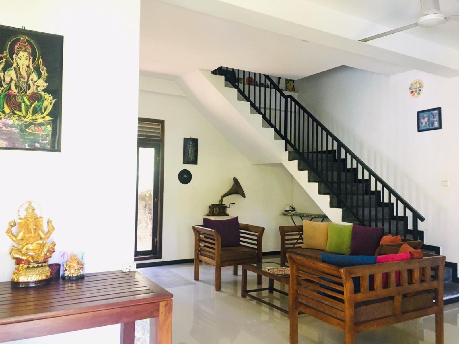 Om Villa Hikkaduwa Buitenkant foto