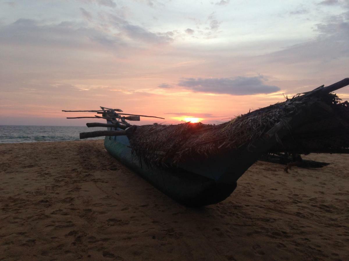 Om Villa Hikkaduwa Buitenkant foto