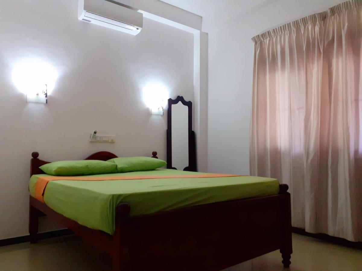 Om Villa Hikkaduwa Buitenkant foto